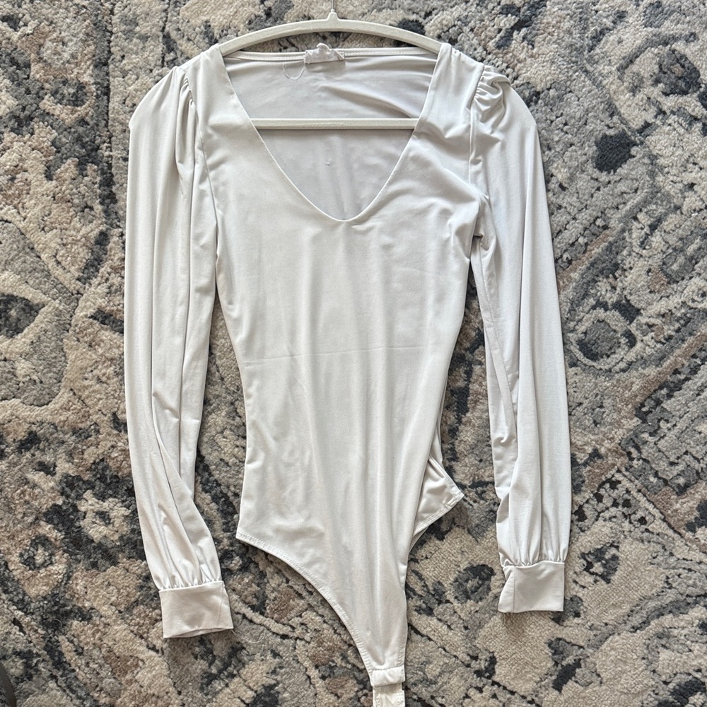 Chic Cream Long Sleeve Bodysuit